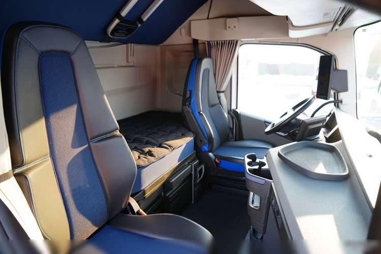Volvo FH 500 AERO / 2025 ROK / I-SAVE / XXL /  zdjęcie 32