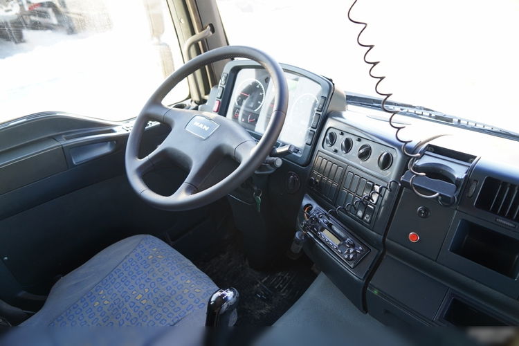 MAN TGA 26.410 / 6x4 / 3 STRONNA WYWROTKA / MEILLER KIPER / UAL / zdjęcie 44