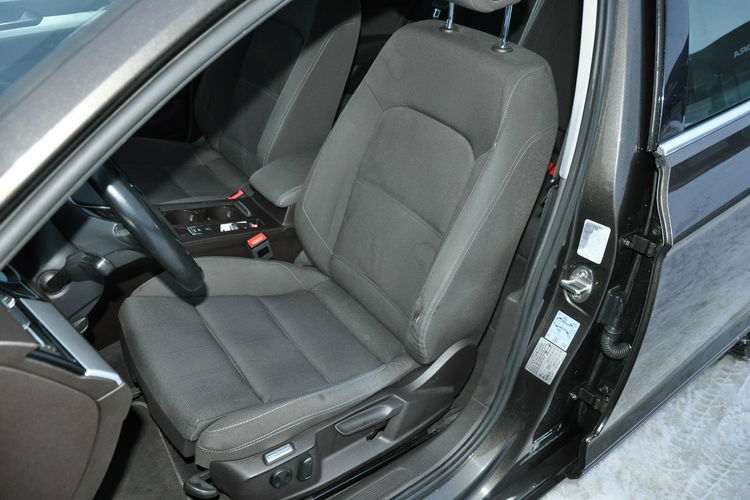Volkswagen Passat 1.8TSI 180KM Manual-6G Comfortline SalonPL Ledy CzujnikiPark. Navi zdjęcie 12