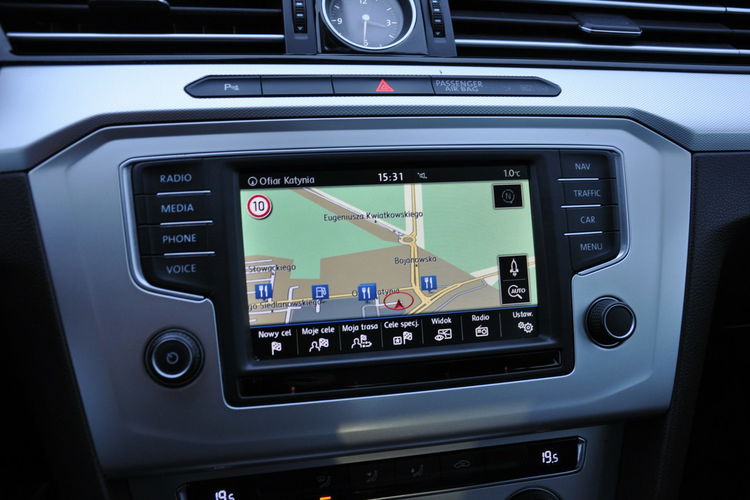 Volkswagen Passat 1.8TSI 180KM Manual-6G Comfortline SalonPL Ledy CzujnikiPark. Navi zdjęcie 15