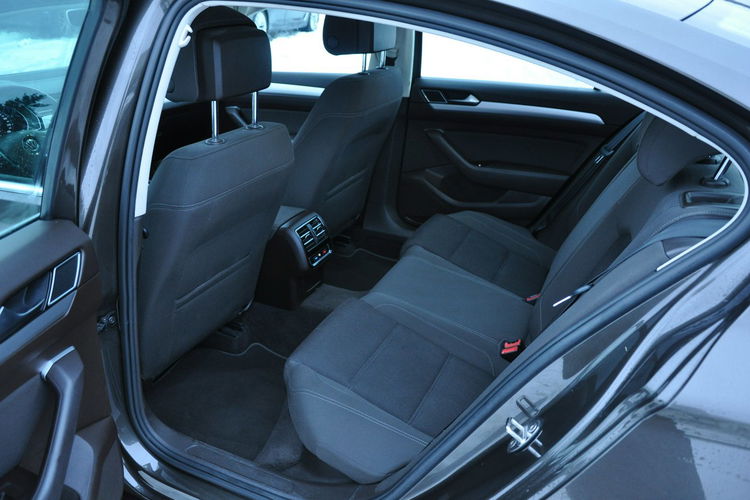 Volkswagen Passat 1.8TSI 180KM Manual-6G Comfortline SalonPL Ledy CzujnikiPark. Navi zdjęcie 19