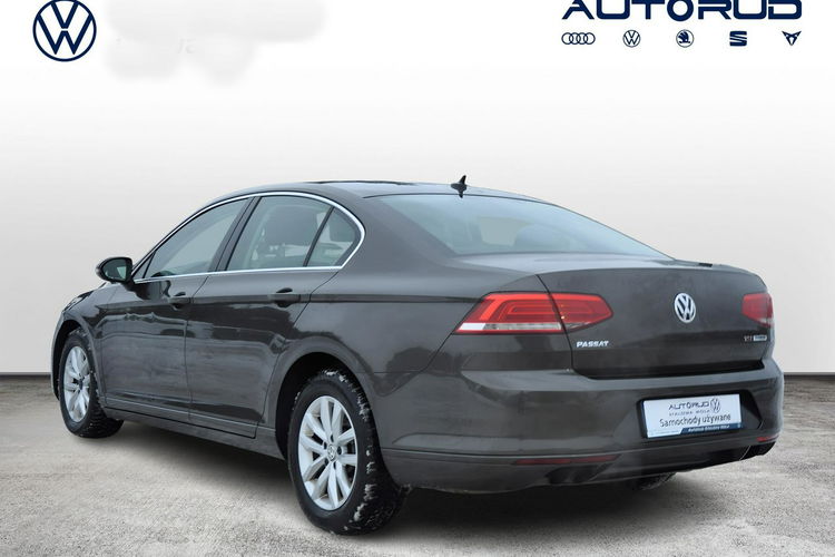 Volkswagen Passat 1.8TSI 180KM Manual-6G Comfortline SalonPL Ledy CzujnikiPark. Navi zdjęcie 5