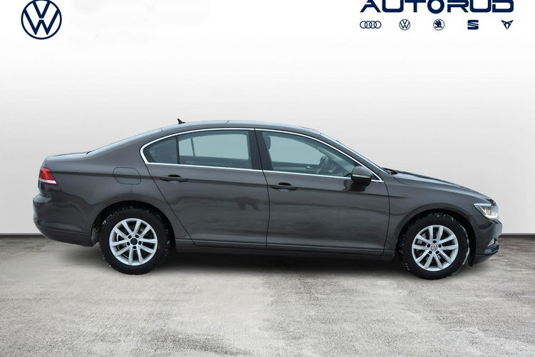 Volkswagen Passat 1.8TSI 180KM Manual-6G Comfortline SalonPL Ledy CzujnikiPark. Navi zdjęcie 8