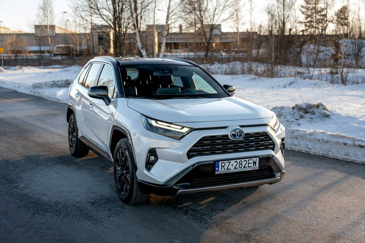 Toyota RAV-4 Selection / 2.5 Hybrid Dynamic Force 222KM AWD / Salon PL FV 23% Cesja zdjęcie 22