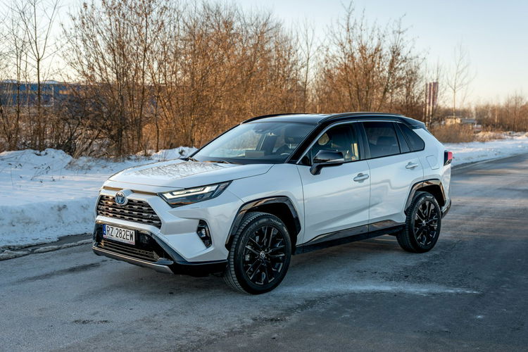 Toyota RAV-4 Selection / 2.5 Hybrid Dynamic Force 222KM AWD / Salon PL FV 23% Cesja zdjęcie 23