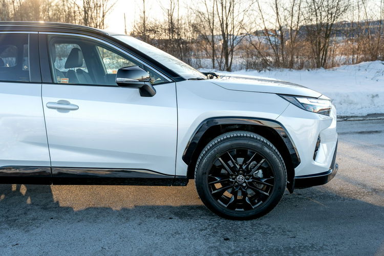 Toyota RAV-4 Selection / 2.5 Hybrid Dynamic Force 222KM AWD / Salon PL FV 23% Cesja zdjęcie 28