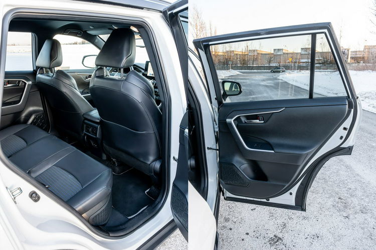 Toyota RAV-4 Selection / 2.5 Hybrid Dynamic Force 222KM AWD / Salon PL FV 23% Cesja zdjęcie 60