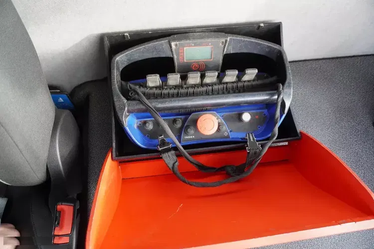 Renault C280 DTI 8 / HDS Fassi F135A.22 / Pilot / Rotator / Platforma 15 EPAL / 8 szt. zdjęcie 13