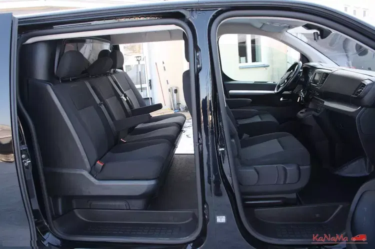 Opel Vivaro zdjęcie 14