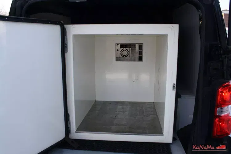 Opel Vivaro zdjęcie 9