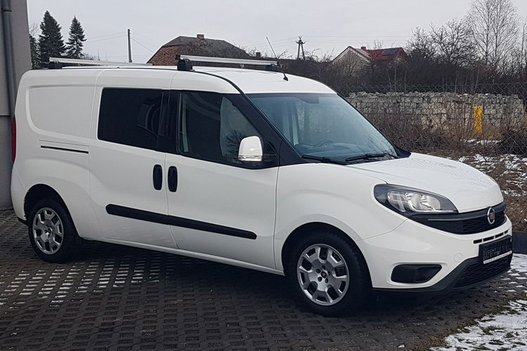 Fiat Doblo MAXI 5 OSÓB DŁUGI KLIMA 6-BIEGÓW KRAJOWY I-WŁAŚCICIEL FAKTURA VAT zdjęcie 1
