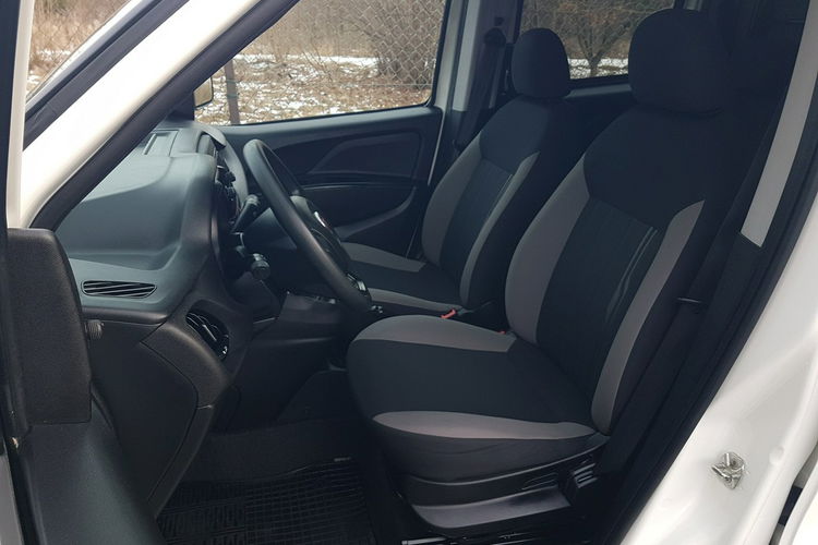 Fiat Doblo MAXI 5 OSÓB DŁUGI KLIMA 6-BIEGÓW KRAJOWY I-WŁAŚCICIEL FAKTURA VAT zdjęcie 7