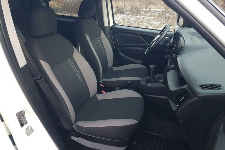 Fiat Doblo MAXI 5 OSÓB DŁUGI KLIMA 6-BIEGÓW KRAJOWY I-WŁAŚCICIEL FAKTURA VAT zdjęcie 8