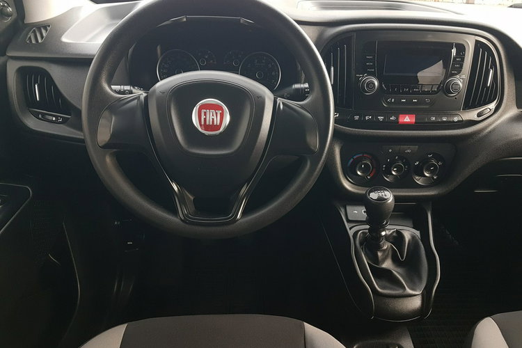 Fiat Doblo MAXI 5 OSÓB DŁUGI KLIMA 6-BIEGÓW KRAJOWY I-WŁAŚCICIEL zdjęcie 17