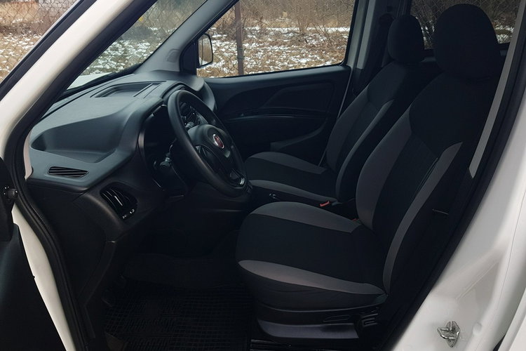 Fiat Doblo MAXI 5 OSÓB DŁUGI KLIMA 6-BIEGÓW KRAJOWY I-WŁAŚCICIEL zdjęcie 24