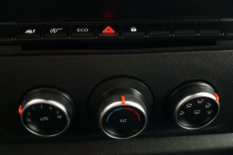 Renault Master 8EP CHŁODNIA MROŹNIA 4.21x2.10x2.01 IZOTERMA AGREGAT THERMO KING zdjęcie 37