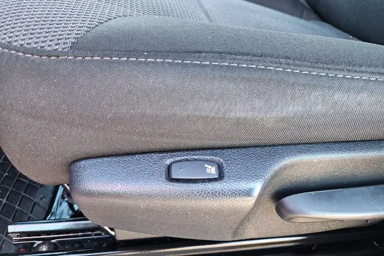 Renault Trafic L2H1 69999zł NETTO Brygadówka 6 osób 2.0dCi/120KM zdjęcie 19