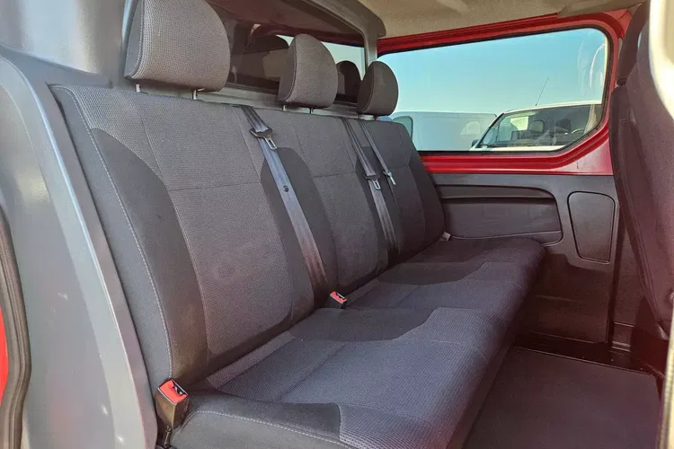 Renault Trafic L2H1 69999zł NETTO Brygadówka 6 osób 2.0dCi/120KM zdjęcie 31