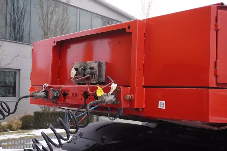 EMTECH 4.NNZ-1R-2N / 2 Osie skrętne / DMC 65000 kg / rozciągana zdjęcie 7