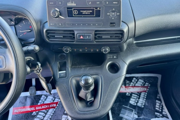 Toyota Proace City SALON PL / 114tys.km / L2H1 DŁUGI / 3 OSOBY / KLIMA / SERVIS/GWARANCJA zdjęcie 10