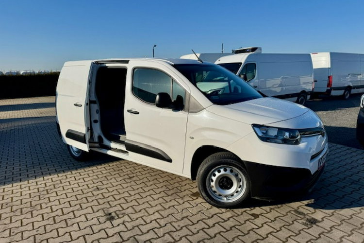 Toyota Proace City SALON PL / 114tys.km / L2H1 DŁUGI / 3 OSOBY / KLIMA / SERVIS/GWARANCJA zdjęcie 2