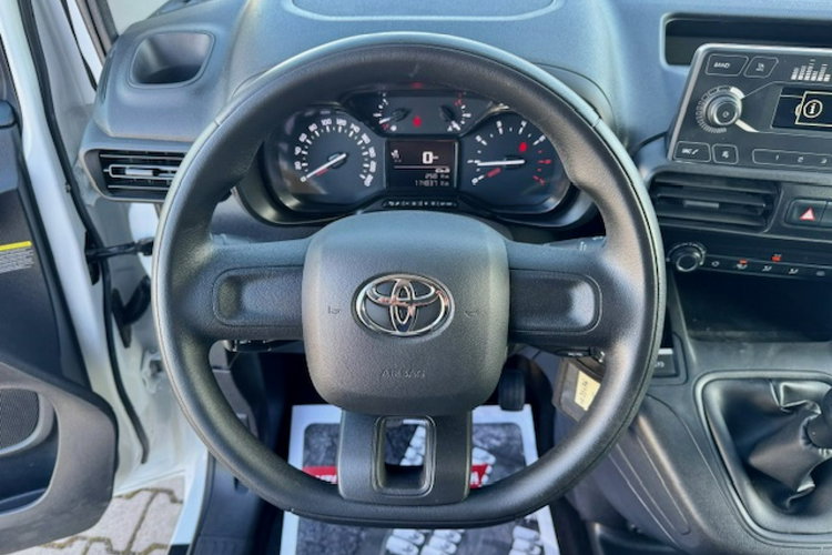 Toyota Proace City SALON PL / 114tys.km / L2H1 DŁUGI / 3 OSOBY / KLIMA / SERVIS/GWARANCJA zdjęcie 9