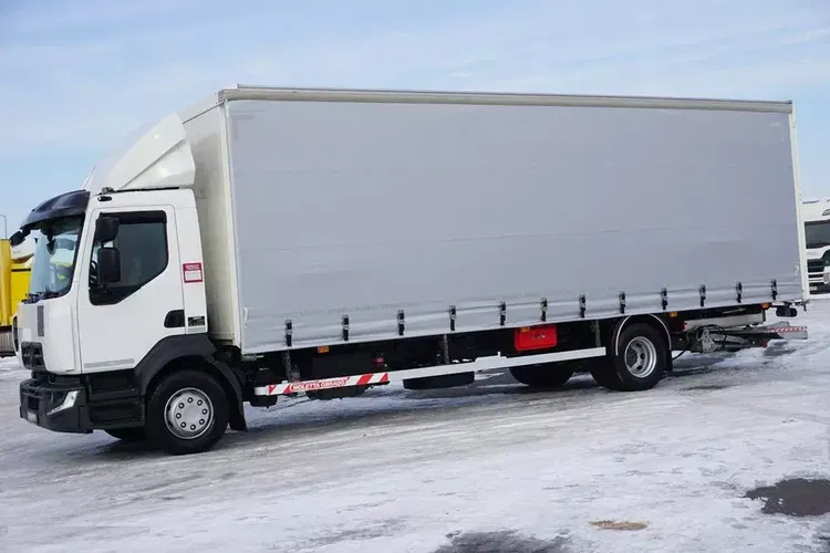 Renault D 16 / 250 / ACC / E 6 / FIRANKA + WINDA / ŁAD. 7 135 KG / 20 PALET zdjęcie 3