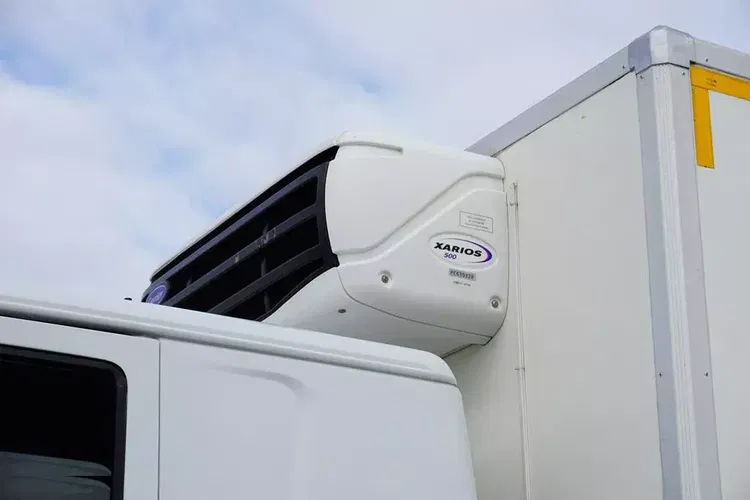 Iveco EUROCARGO / 160-250 / E 6 / CHŁODNIA + WINDA / 14 EUROPALET zdjęcie 29