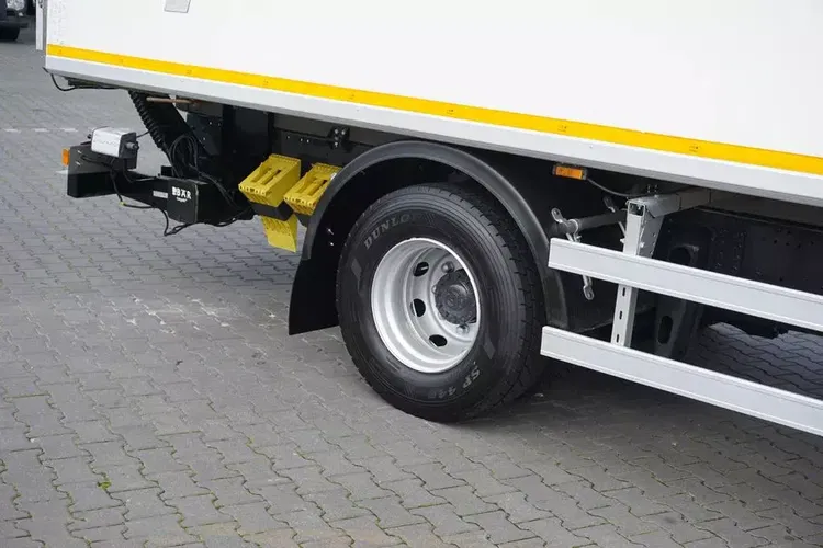 Iveco EUROCARGO / 160-250 / E 6 / CHŁODNIA + WINDA / 14 EUROPALET zdjęcie 33