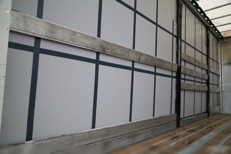 Fruehauf / PRZYCZEPA / PRZEJAZDOWA / OSIE SAF / 2022 / zdjęcie 16