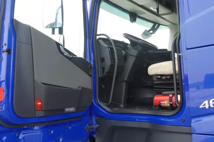 Volvo FH4 460 / EURO 6 / AUTOMAT / I -SHIFT / STANDARD / zdjęcie 16