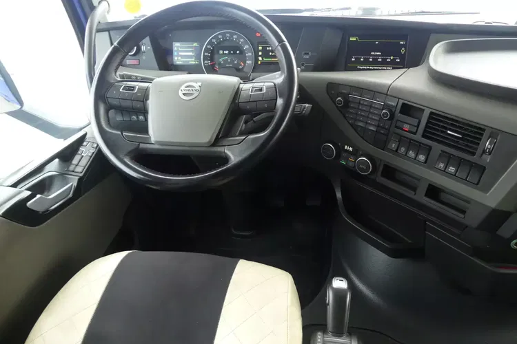 Volvo FH4 460 / EURO 6 / AUTOMAT / I -SHIFT / STANDARD / zdjęcie 26