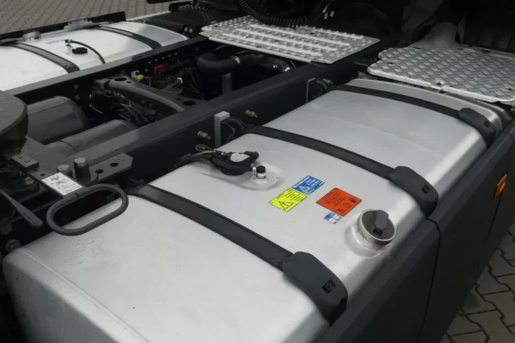 Scania R450 / EURO 6 / RETARDER / STANDARD / AUTOMAT / zdjęcie 17