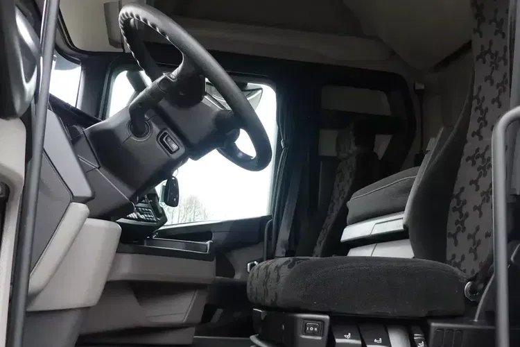 Scania R450 / EURO 6 / RETARDER / STANDARD / AUTOMAT / zdjęcie 21