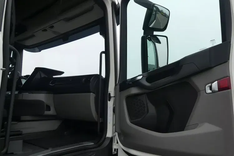 Scania R450 / EURO 6 / RETARDER / STANDARD / AUTOMAT / zdjęcie 22