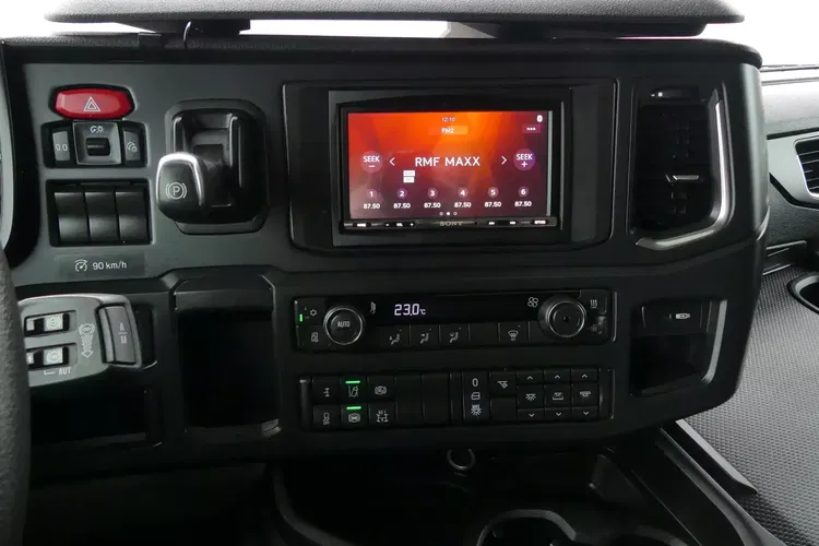 Scania R450 / EURO 6 / RETARDER / STANDARD / AUTOMAT / zdjęcie 30