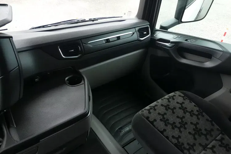 Scania R450 / EURO 6 / RETARDER / STANDARD / AUTOMAT / zdjęcie 38
