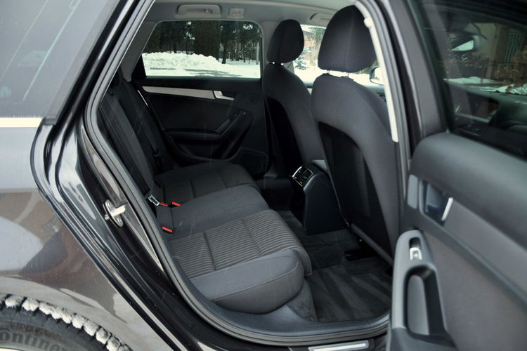 Audi A4 2.0TDI(177KM) Lift Radar ACC Xenon Led Navi Welur 2xParktr. Alu16"ASO zdjęcie 19