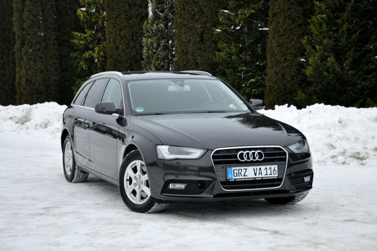 Audi A4 2.0TDI(177KM) Lift Radar ACC Xenon Led Navi Welur 2xParktr. Alu16"ASO zdjęcie 2