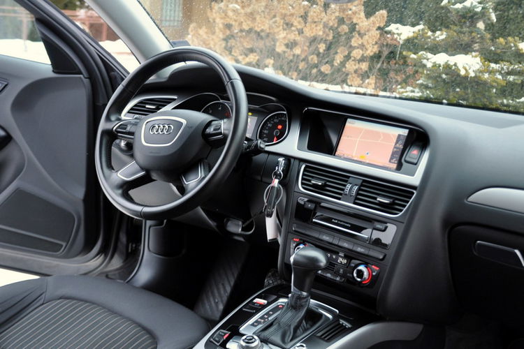 Audi A4 2.0TDI(177KM) Lift Radar ACC Xenon Led Navi Welur 2xParktr. Alu16"ASO zdjęcie 25