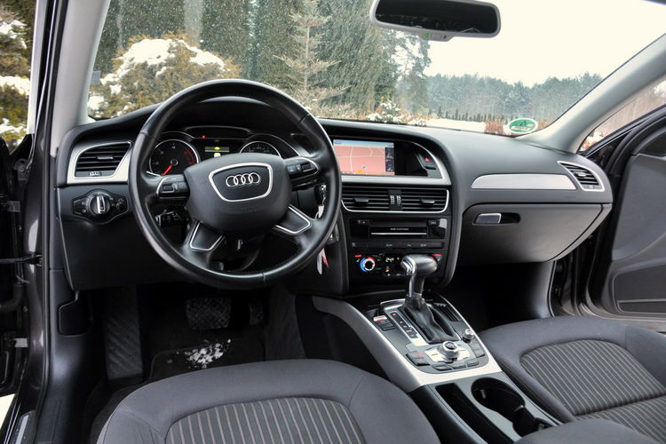 Audi A4 2.0TDI(177KM) Lift Radar ACC Xenon Led Navi Welur 2xParktr. Alu16"ASO zdjęcie 27