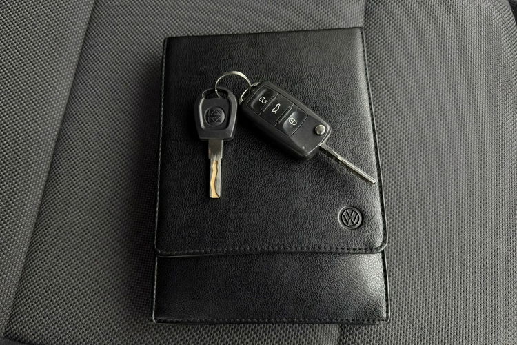 Volkswagen Caddy MAXI, 4Motion, Klimatyzacja, 2 kpl. kół, 7 osobowy, PDC zdjęcie 25