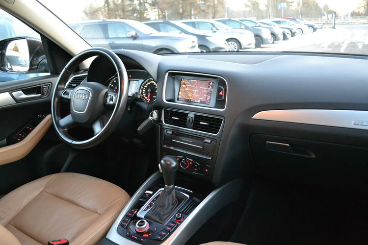 Audi Q5 2.0 211KM Zarejestrowany CLIMA Automat Nowy RozrząD zdjęcie 10