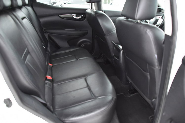 Nissan Qashqai 1.6DIG-T 163KM Skóra Led Navi Kamera 360 Gwarancja zdjęcie 21