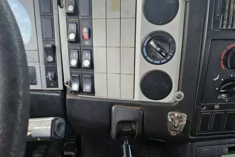 MAN 27.414 6x6 T42 zdjęcie 22