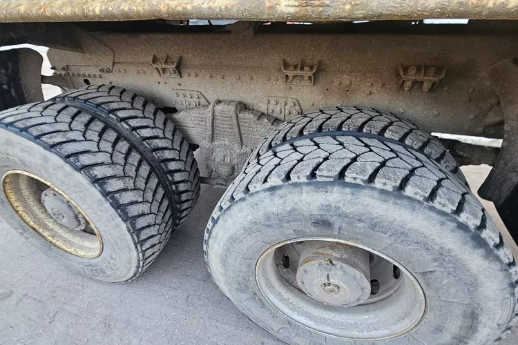 MAN 27.414 6x6 T42 zdjęcie 9