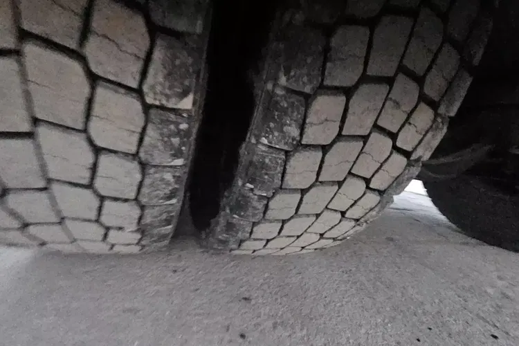 Mercedes ACTROS 1846 zdjęcie 10