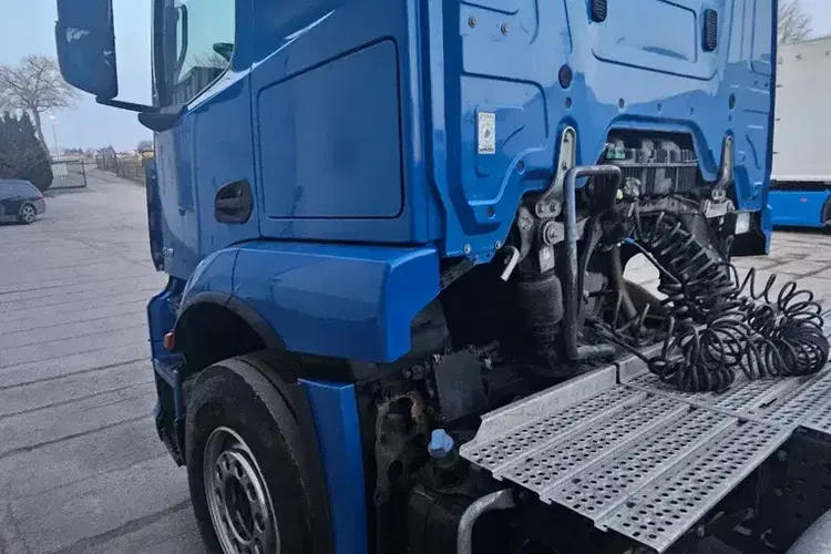 Mercedes ACTROS 1846 zdjęcie 5