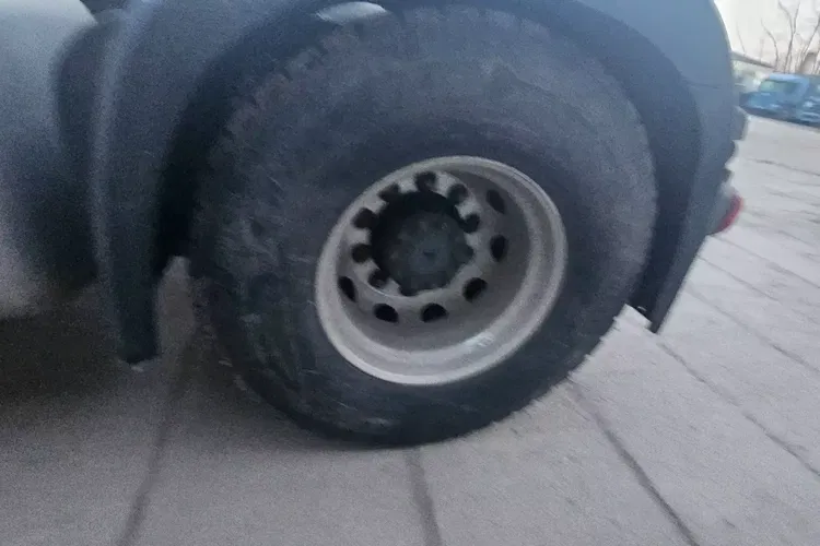 Mercedes ACTROS 1846 zdjęcie 6