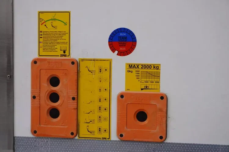 MAN TGM 18.290 4x2 LL / Kontener 18 EPAL / Kab. sypialna / Winda ZEPRO 2 t zdjęcie 12